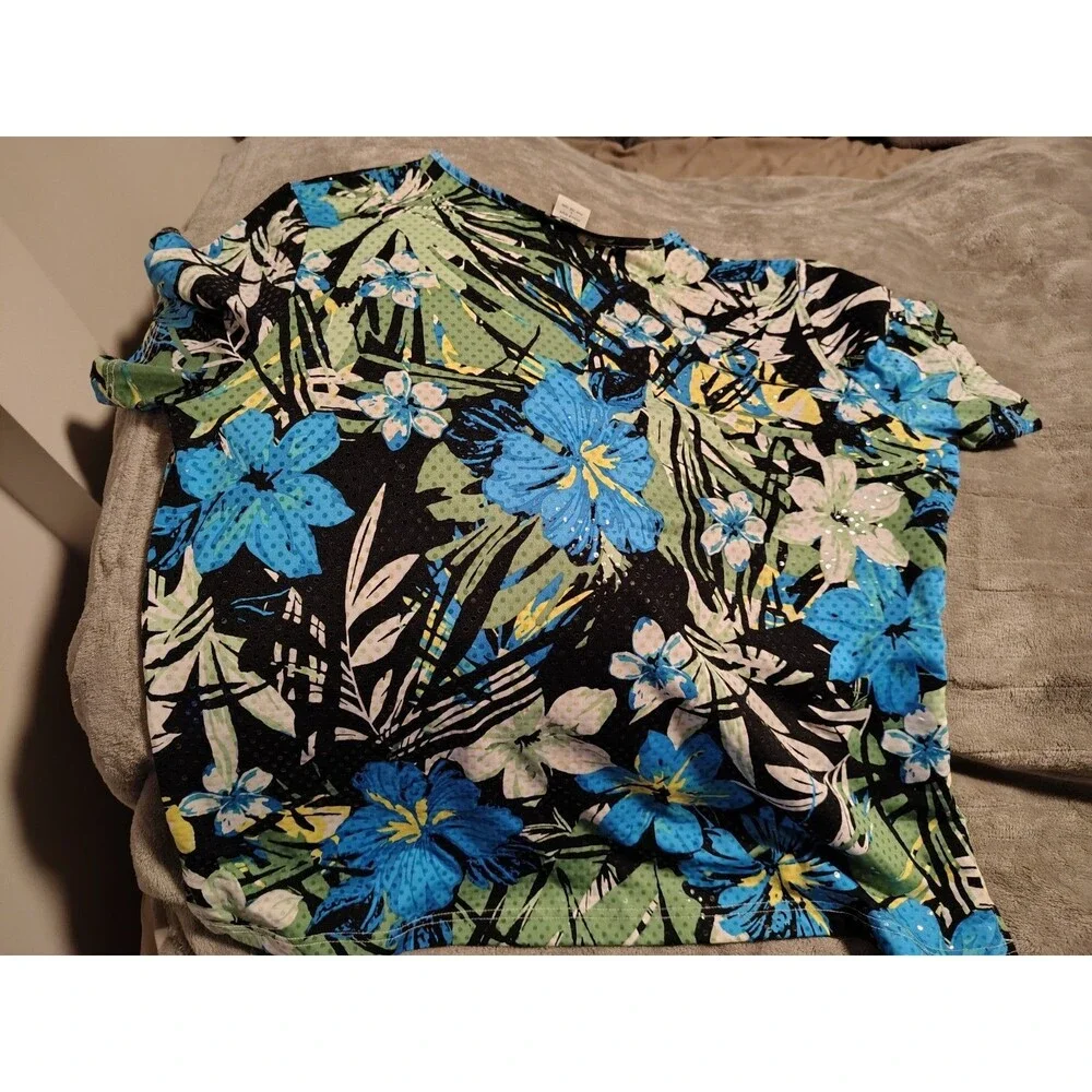 BonWorth Women's L Multicolor Floral Sequin V-Neck Short Sleeve Knit Top